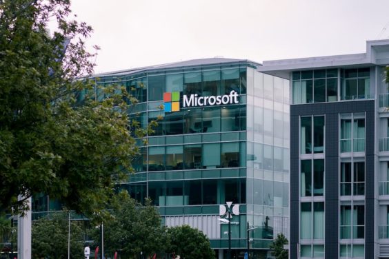 Microsoft negocia la compra de Nuance