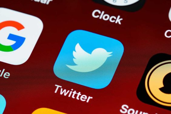 Twitter anuncia que probará un nuevo tipo de anuncio publicitario, que se ubicará en medio de las conversaciones de los usuarios de la plataforma