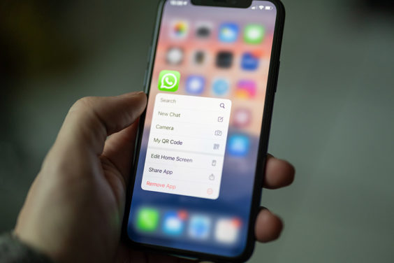 Los reguladores europeos han advertido a WhatsApp de que cuenta con tan solo un mes más para corregir sus «confusas condiciones de servicio»