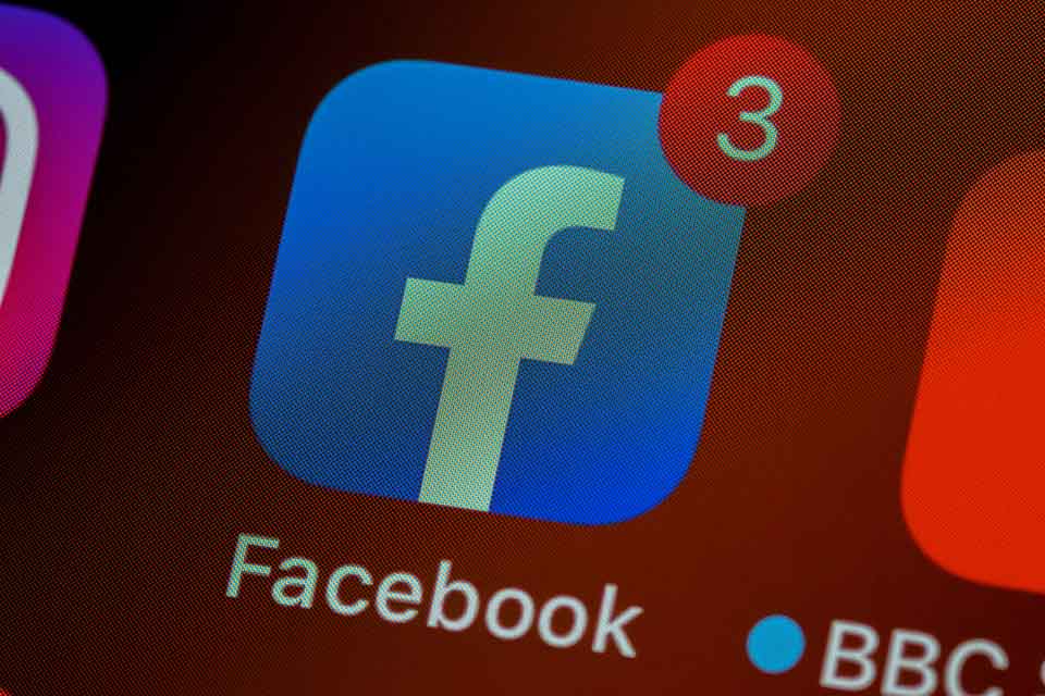 Facebook evita tener que cerrar sus servicios en Europa este verano tras las objeciones presentadas por variar autoridades de protección de datos